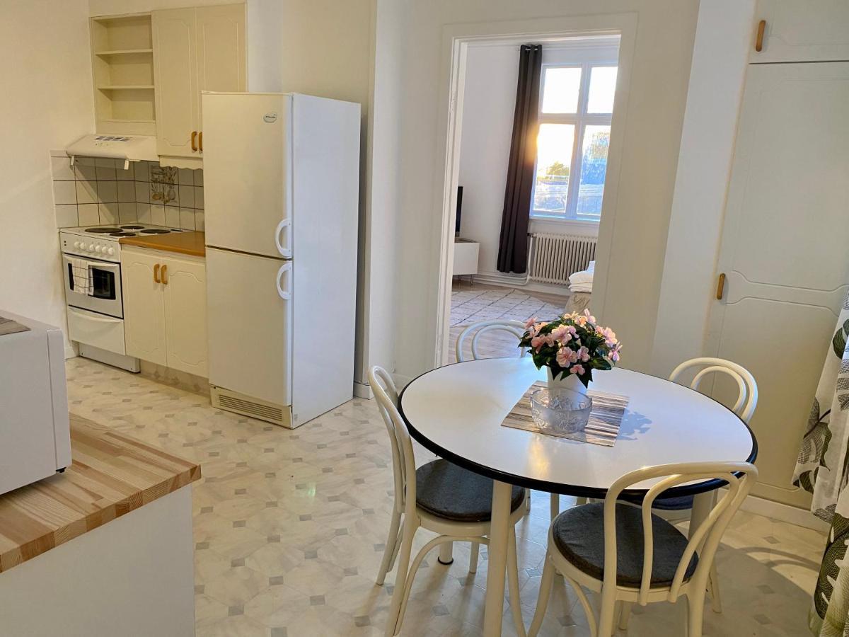 Appartamento Laegenhet Med Havsutsikt Strömstad Esterno foto